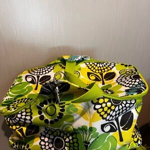 Vera Bradley Floral Green and Black Picnic Tote